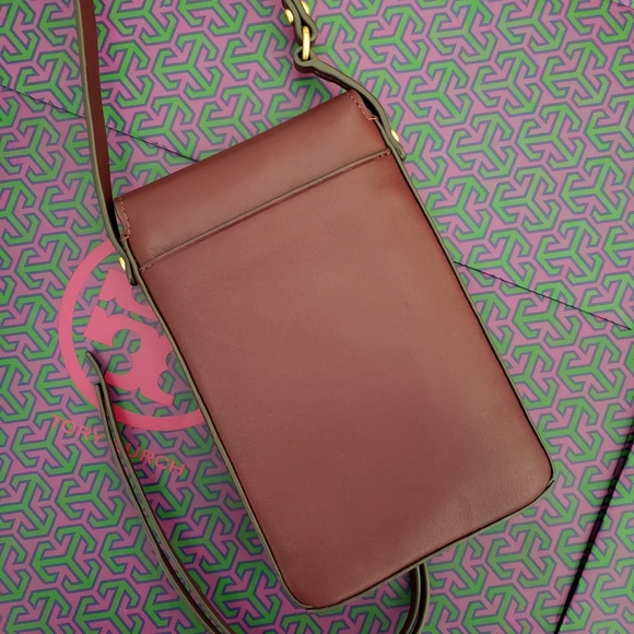 TORY BURCH MILLER PHONE CROSSBODY - Picture 4 of 8
